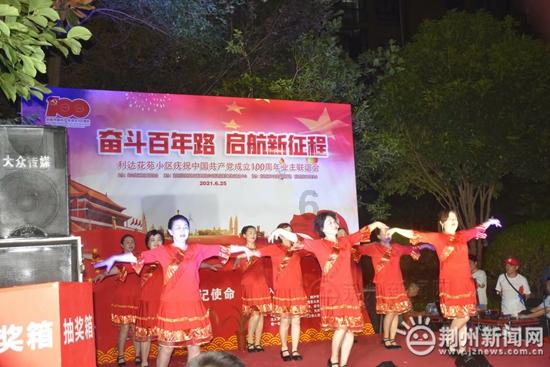 情人节分手我男友最后一次留言我想这离开她在这个世界在也遇到他这样了我辜负她对我的好我对不起她游戏画面